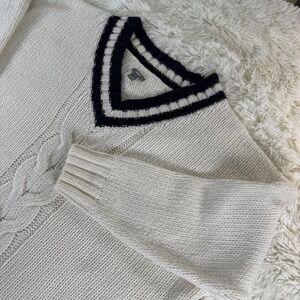 Aerie Cable Knit V Neck Sweater Long Sleeve Women's Size Large Cozy Preppy Soft